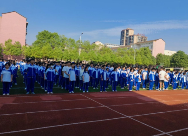 享有公正而有质量深化推动城乡义务教育共同体建造和教育融合 享有公正而有质量深化推动城乡义务教育共同体建造和教育融合